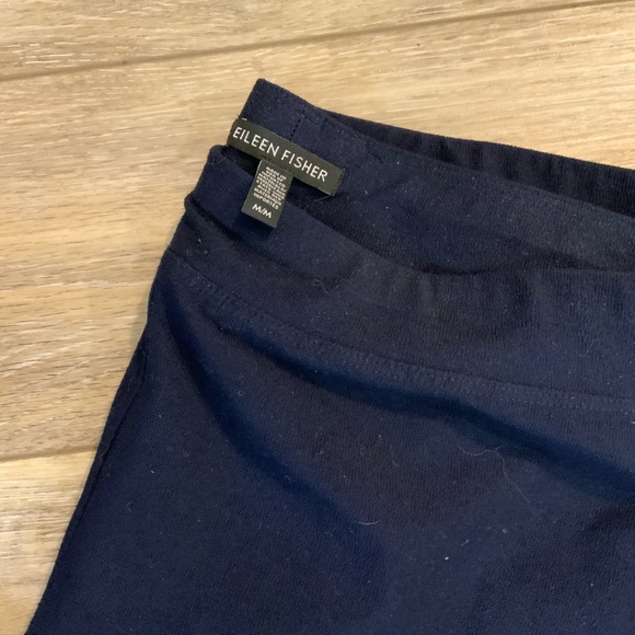 Eileen Fisher stretchy ankle / cropped pants. Size M - Picture 2 of 5